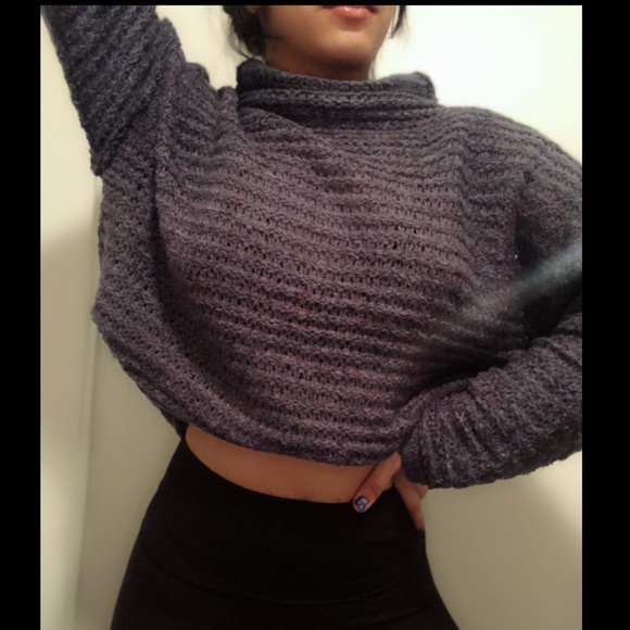 (3/$15) Aerie sweater! - Picture 1 of 3